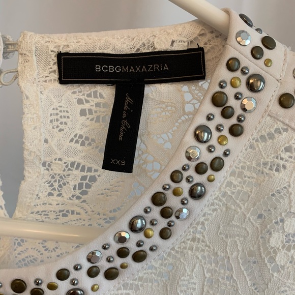 Dramatic Peplum Flare Top - Picture 2 of 4